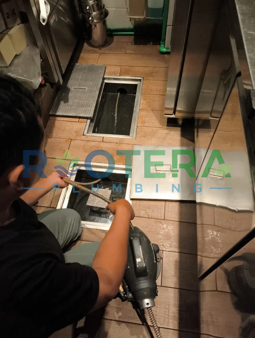 Pelancaran Drainase Kitchen Soichiro Japanese Steakhouse - Rootera Plumbing Depok